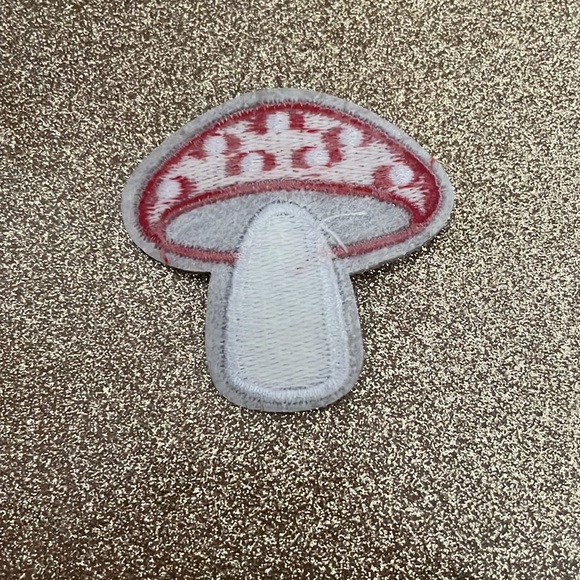 ⚡️⚡️Mushroom patch - Picture 2 of 3